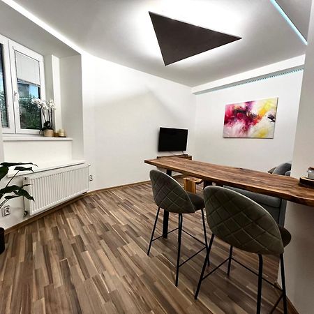 Palackeho Lobby Apartment Olomouc Eksteriør bilde